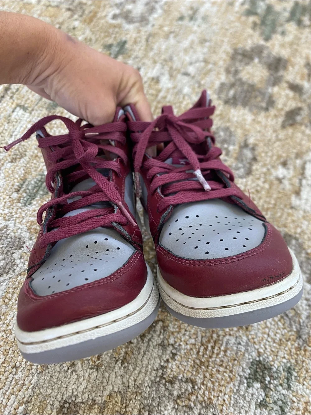 Nike Mid-Top Sneakers - Burgundy and Gray